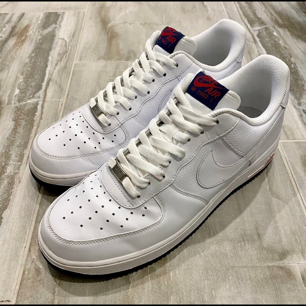 Air Force 1 '07 Low 'White/Navy Bottom' Sneaker 10.5